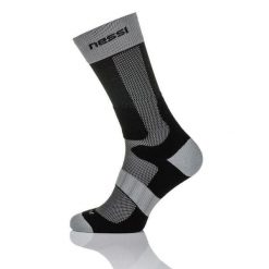 Skarpetki Sportowe Unisex Nessi Sportswear Trail X Termoaktywne. Czarne bielizna termoaktywna męska NESSI SPORTSWEAR, bez wzorów, bez ramiączek, outdoorowe. Za 69.99 zł.