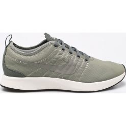Nike Sportswear - Buty Dualtone Racer Se. Buty sportowe na co dzień męskie marki Nike Sportswear. W wyprzedaży za 199.90 zł.