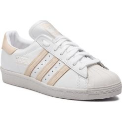Buty adidas - Superstar 80s CG7085 Ftwwht/Ecrtin/Crywht. Białe buty sportowe na co dzień męskie ADIDAS, m, bez wzorów, z materiału, bez ramiączek, bez kaptura. W wyprzedaży za 269.00 zł.