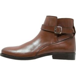 Brett & Sons DANDY Botki cognac. Buty zimowe męskie marki Brett & Sons. W wyprzedaży za 559.20 zł.