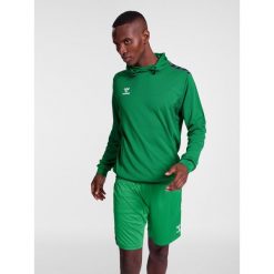 Poliestrowa bluza z kapturem Hummel Authentic. Zielone bluzy nierozpinane męskie HUMMEL, bez wzorów, sportowe, bez ramiączek, z kapturem. Za 212.50 zł.