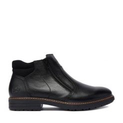 Botki Rieker. Czarne sztyblety męskie Rieker, bez obcasa, bez zapięcia. Za 439.99 zł.