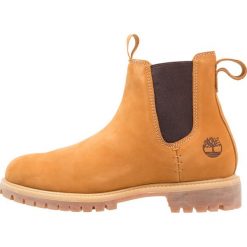 Timberland 6 IN PREMIUM CHELSEA Botki wheat. Buty zimowe męskie marki Timberland. W wyprzedaży za 399.50 zł.