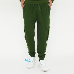 Spodnie sportowe F CARGO ciemnozielone. Zielone długie spodnie sportowe męskie Legea, bez wzorów, z bawełny, na fitness i siłownię. W wyprzedaży za 108.00 zł.