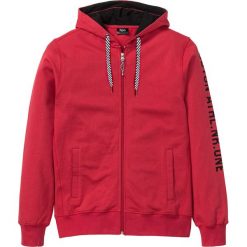 Bluza rozpinana z kapturem bonprix czerwony. Czerwone bluzy rozpinane męskie bonprix, l, bez wzorów, z kapturem. Za 89.99 zł.