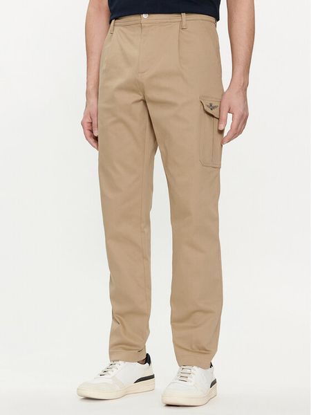 Aeronautica Militare Spodnie materiałowe 241PA1579CT3247 Beżowy Slim Fit. Brązowe spodnie na co dzień męskie Aeronautica Militare, bez wzorów, z bawełny. Za 419.99 zł.