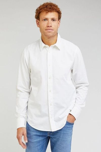 LEE PATCH SHIRT MĘSKA KOSZULA ELEGANCKA BRIGHT WHITE 112349052 LL37016738. Białe koszule męskie Lee, m, bez wzorów, bez kołnierzyka, bez ramiączek. Za 139.99 zł.
