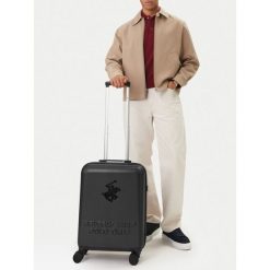 Walizka kabinowa Beverly Hills Polo Club. Czarne walizki męskie Beverly Hills Polo Club, bez wzorów. Za 299.99 zł.