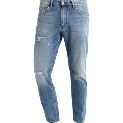 DRYKORN DEEP Jeansy Zwężane blue destroyed. Jeansy męskie marki DRYKORN. W wyprzedaży za 367.95 zł.