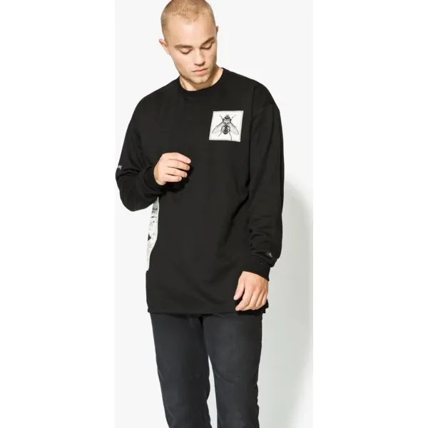 Confront Bluza Juniper , czarny, rozmiar XXL. Czarne bluzy nierozpinane męskie Confront, m, bez wzorów, z materiału, bez ramiączek, bez kaptura. W wyprzedaży za 79.99 zł.
