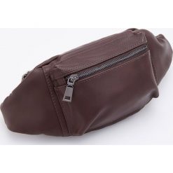Saszetka typu nerka - Brązowy. Saszetki męskie marki Reserved. Za 79.99 zł.