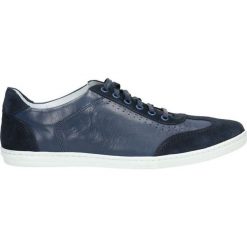 Półbuty ITEN. Białe eleganckie półbuty męskie Gino Rossi, ze skóry, sportowe. W wyprzedaży za 199.90 zł.