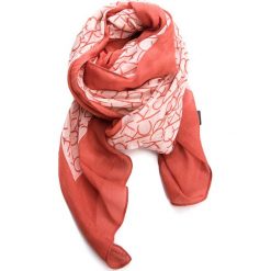 Szal CALVIN KLEIN - Ck Allover Scarf K60K604136 618. Szaliki męskie marki Calvin Klein. Za 179.00 zł.