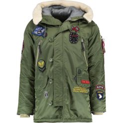 Alpha Industries Płaszcz zimowy sage green. Płaszcze męskie marki Alpha Industries. Za 1,089.00 zł.