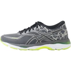 ASICS GELCUMULUS 19 LITESHOW Obuwie do biegania treningowe carbon/black/safety yellow. Buty do biegania męskie marki Asics. W wyprzedaży za 495.20 zł.