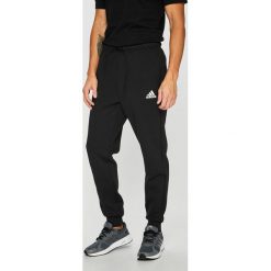 Adidas Performance - Spodnie. Długie spodnie sportowe męskie marki adidas Performance. Za 229.90 zł.