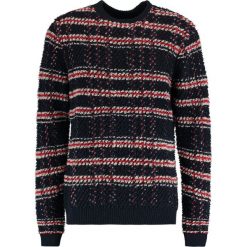Samsøe & Samsøe DEMON ON Sweter risk red. Kardigany męskie marki Samsøe & Samsøe. W wyprzedaży za 405.30 zł.