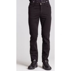 Czarne jeansy męskie regular fit - Czarny. Czarne jeansy męskie TRUSSARDI JEANS, z aplikacjami, z jeansu. Za 199.60 zł.