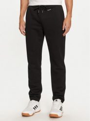 Calvin Klein Spodnie dresowe K10K113654 Czarny Regular Fit. Czarne spodnie dresowe męskie Calvin Klein, bez wzorów, z bawełny. Za 279.99 zł.