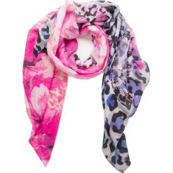 Chusta GUESS - AW7810 POL03 PIN. Szaliki męskie marki Guess. W wyprzedaży za 169.00 zł.