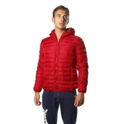 Kurtka puchowa z kaptur na co dzień na siłownię. Czerwone kurtki męskie LEONE 1947 APPAREL, bez wzorów, z poliesteru, bez ramiączek, bez kaptura. W wyprzedaży za 188.41 zł.