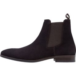 Brett & Sons Botki croute marine/marron. Buty zimowe męskie marki Brett & Sons. W wyprzedaży za 471.20 zł.