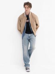 Guess Jeans Kurtka przejściowa 180532 Beżowy Classic Fit. Brązowe kurtki męskie Guess Jeans, m, z aplikacjami, z jeansu, bez ramiączek, bez kaptura. Za 699.99 zł.