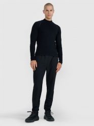 4F Spodnie do biegania w terenie męskie - czarne L. Czarne długie spodnie sportowe męskie 4f, bez wzorów, z dresówki, do biegania. Za 269.99 zł.