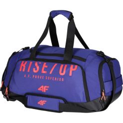 Torba sportowa TPU103 - ciemny granat. Torby sportowe męskie marki 4f. W wyprzedaży za 99.99 zł.