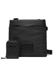 Calvin Klein Saszetka Puffer Utility Flatpack LV04D3224G Czarny. Czarne torby męskie na ramię Calvin Klein, bez wzorów, z materiału. Za 369.99 zł.