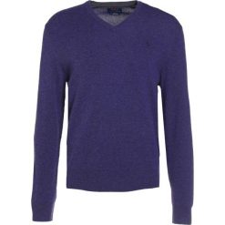 Polo Ralph Lauren LORYELLE Sweter antique purple. Swetry męskie marki Polo Ralph Lauren. W wyprzedaży za 377.40 zł.