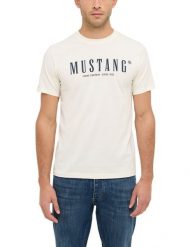 Męski T-Shirt Mustang Style Austin Whisper White 1016853 2013. Białe t-shirty męskie Mustang, m, bez wzorów, bez kołnierzyka, bez ramiączek. Za 79.99 zł.