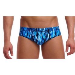Kąpielówki męskie Funky Trunks Wing Streak - slipy. Niebieskie kąpielówki męskie FUNKY TRUNKS, m, bez wzorów, z poliesteru. Za 139.00 zł.