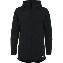 Under Armour ACCELERATE TERRACE JACKET Kurtka hardshell black. Czarne kurtki outdoor męskie Under Armour, z elastanu. Za 509.00 zł.