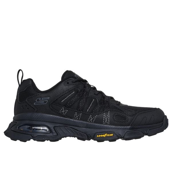 Buty trekkingowe Skechers Air Envoy. Czarne buty trekkingowe męskie Skechers, bez wzorów, bez zapięcia, trekkingowe, skechers sport. Za 399.99 zł.