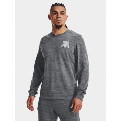 Bluza fitness męska UNDER ARMOUR Rival Terry Graphic Crew. Szare bluzy nierozpinane męskie Under Armour, l, bez wzorów, casualowe, bez ramiączek, bez kaptura. Za 119.99 zł.