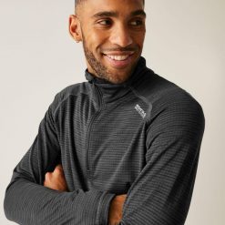 Polar turystyczny męski Yonder II. Fioletowe bluzy z polaru męskie Regatta, m, bez wzorów, z polaru, sportowe, bez ramiączek, bez kaptura. W wyprzedaży za 193.45 zł.