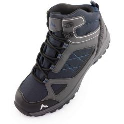 Wodoodporne buty trekkingowe McKinley Mid Aquabase dla mężczyzn. Niebieskie buty trekkingowe męskie MC KINLEY, bez wzorów, eleganckie, bez obcasa, bez zapięcia. Za 272.99 zł.