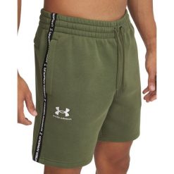 Szorty Under Armour Icon. Zielone szorty sportowe męskie Under Armour, bez wzorów, sportowe. Za 276.50 zł.