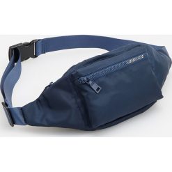 Saszetka typu nerka - Granatowy. Niebieskie saszetki męskie marki Reserved. Za 49.99 zł.