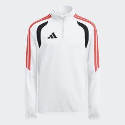 Bluza piłkarska ADIDAS Tiro 26. Czerwone bluzy nierozpinane męskie ADIDAS, l, bez wzorów, z materiału, sportowe, bez ramiączek, bez kaptura. Za 179.99 zł.