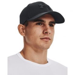 Czapka z daszkiem męska Under Armour Blitzing Cap. Czarne czapki męskie Under Armour, bez wzorów, sportowe. Za 129.00 zł.