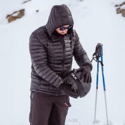 Dlx Zoltan- Męska kurtka puchowa Dlx czarna. Czarne kurtki męskie Trespass, m, bez wzorów, z puchu, sportowe, bez ramiączek, bez kaptura. W wyprzedaży za 552.20 zł.