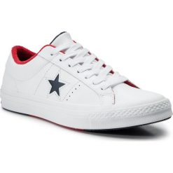 Tenisówki CONVERSE - One Star Ox 160555C White/Athletic Navy/Enamel Red. Białe buty sportowe na co dzień męskie Converse, bez wzorów, z gumy, retro, bez zapięcia. W wyprzedaży za 209.00 zł.