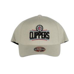Czapka Los Angeles Clippers washout 110. Białe czapki męskie Mitchell & Ness, bez wzorów, sportowe. Za 190.50 zł.