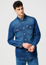 MESKA KOSZULA JEANSOWA WRANGLER OVERSHIRT SLATEBOUND 112373187. Koszule męskie Wrangler, m, bez wzorów, z jeansu, bez kołnierzyka, bez ramiączek. Za 219.99 zł.