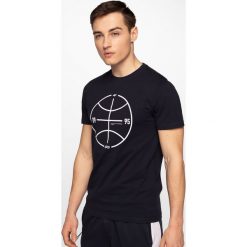 T-shirt męski TSM234 - granat. T-shirty męskie marki 4f. Za 49.99 zł.