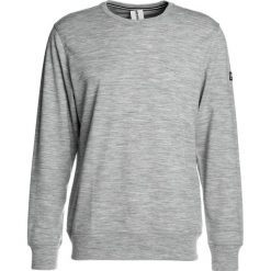 Super.natural ESSENTIAL CREW NECK Bluza ash melange. Szare bluzy nierozpinane męskie super.natural, z elastanu. W wyprzedaży za 356.15 zł.
