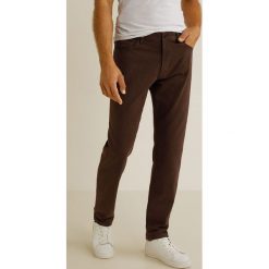 Mango Man - Spodnie Brando. Brązowe spodnie na co dzień męskie Mango Man, z bawełny, casualowe. Za 199.90 zł.