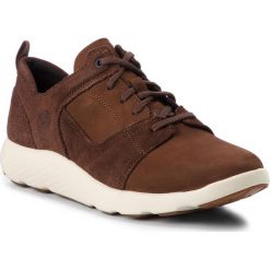 Sneakersy TIMBERLAND - Flyroam Leather Oxford TB0A1SAP9311 Potting Soil. Buty sportowe na co dzień męskie marki Timberland. W wyprzedaży za 389.00 zł.